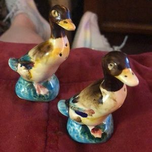 Vintage Made in Japan Geese Ducks Matching Pair Salt And Pepper Shakers